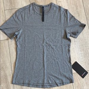 NWT Men’s Lululemon TShirt size SMALL